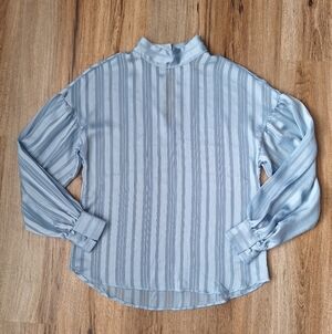 H&M Light Blue Striped Blouse